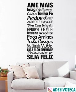 Adesivo Recortado Frase "Ame Mais.."